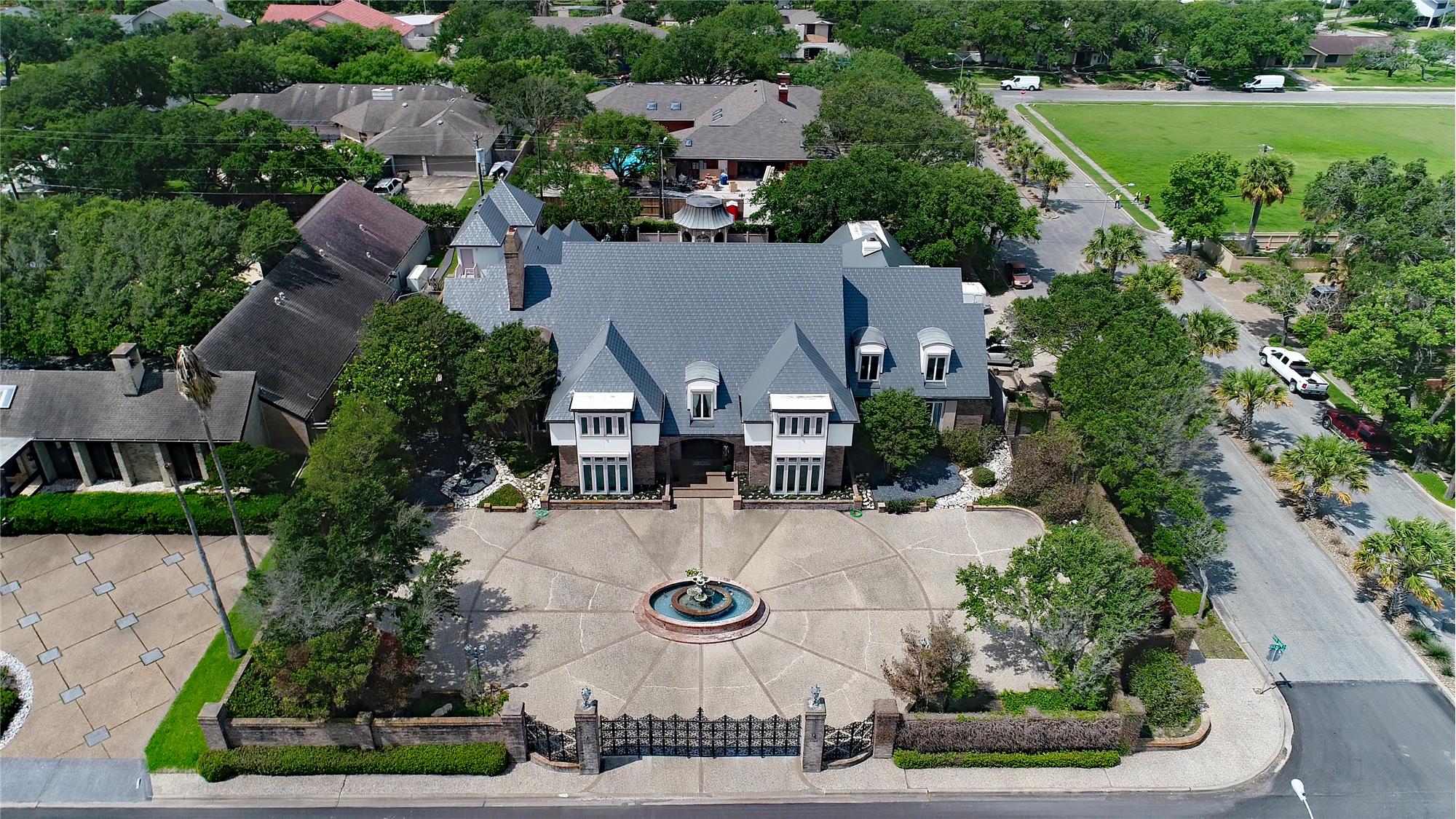 5101 Ocean Drive, Corpus Christi, TX 78412 MLS 383434 By Luxury