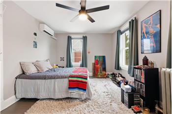Generous sized room with large windows & great natural light