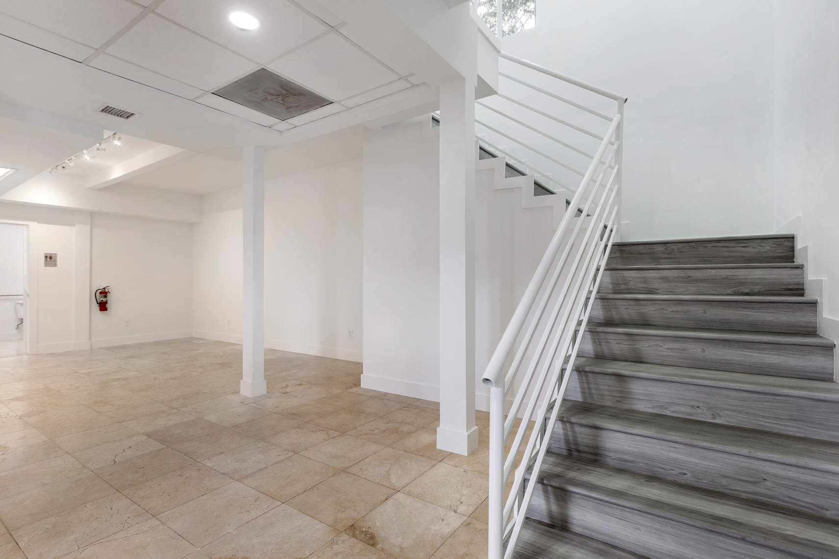 515 SW 17 Avenue Suite 2, Miami, FL 33135 By Fernandez (Listed by