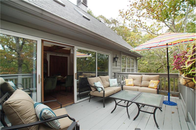 Deck off breakfast room