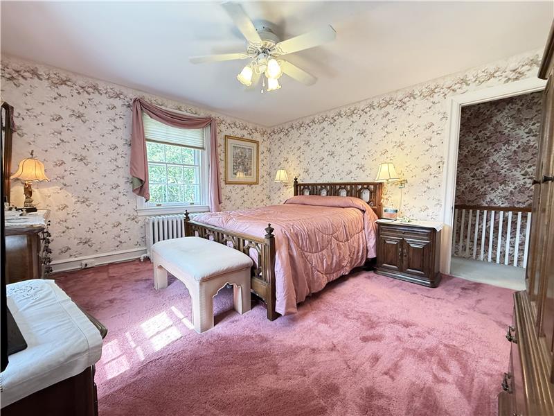 524 Woodside - Bedroom 2 