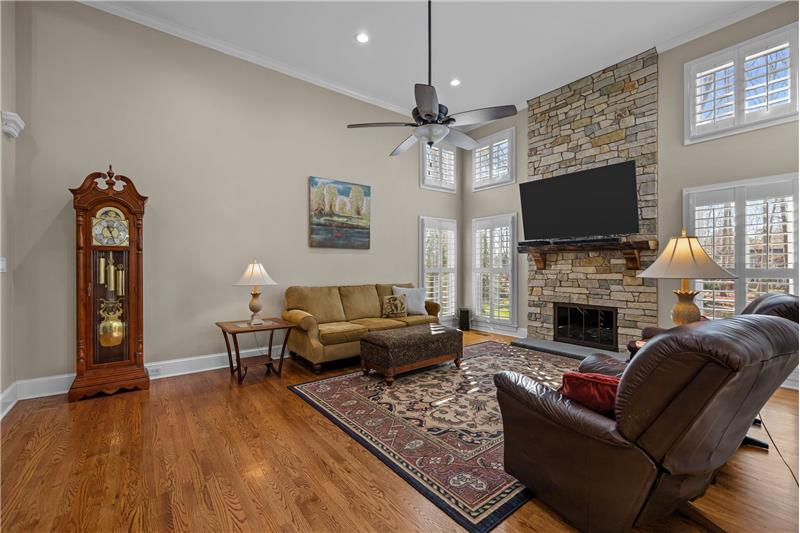 Spacious great room provides great seating space for comfortable daily living, as well as entertaining.