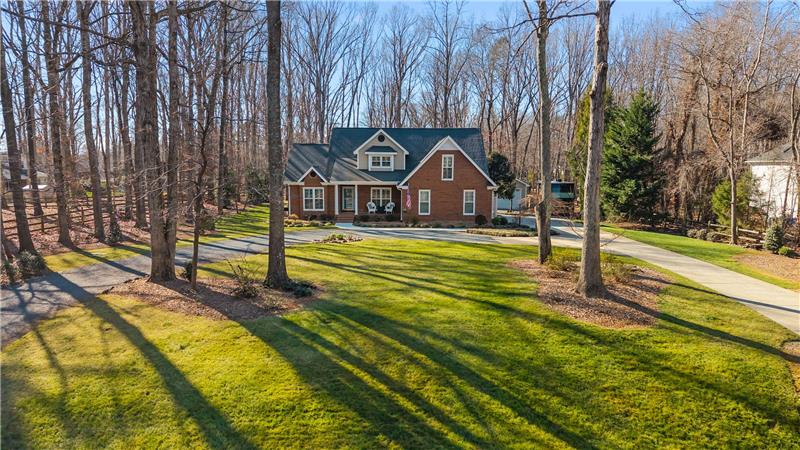 Welcome Home! You'll love the easy living at 5309 Black Oak Lane.