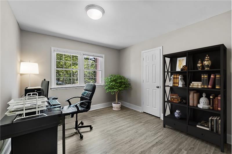Home office/4th bedroom on lower level