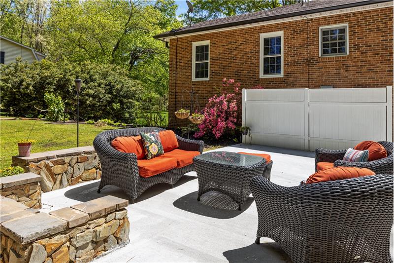 Outdoor living area