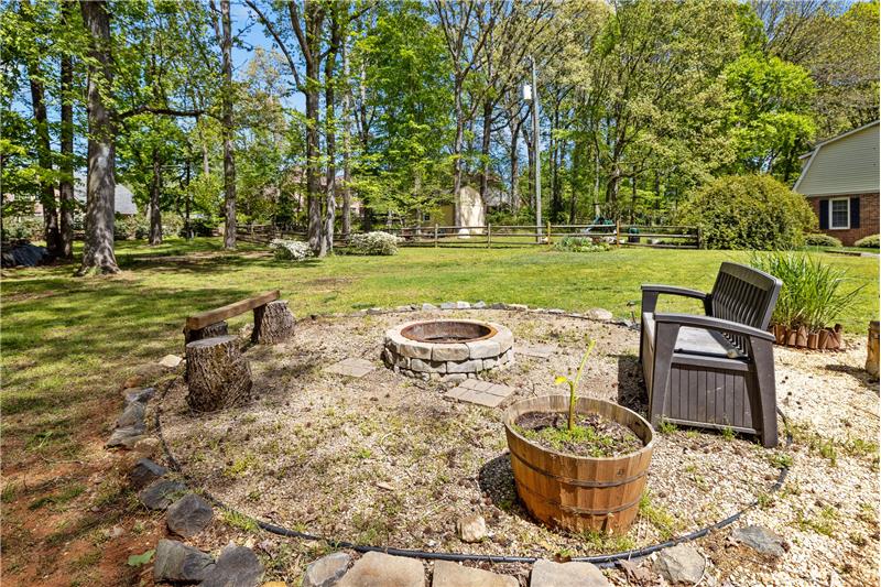 Fire pit