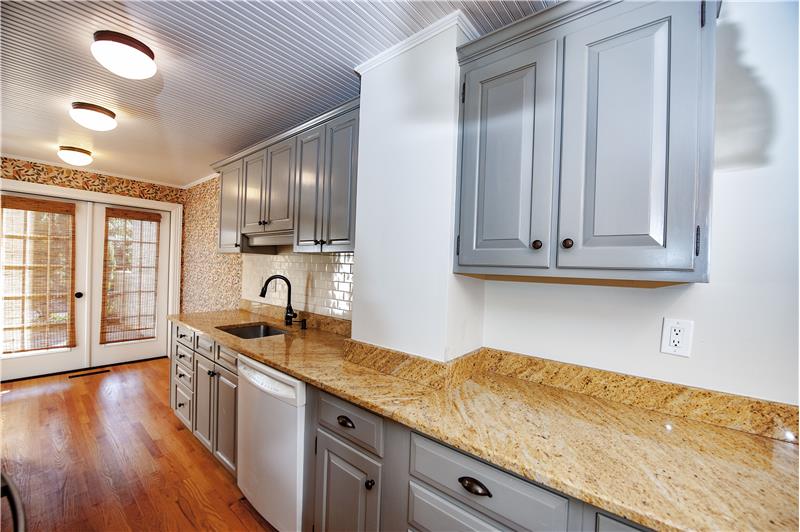 537 Barrett Avenue Unit #4 Kitchen