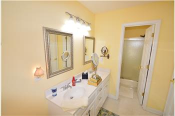 Easy to step into shower