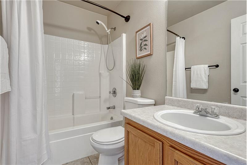 Full bath on upper level