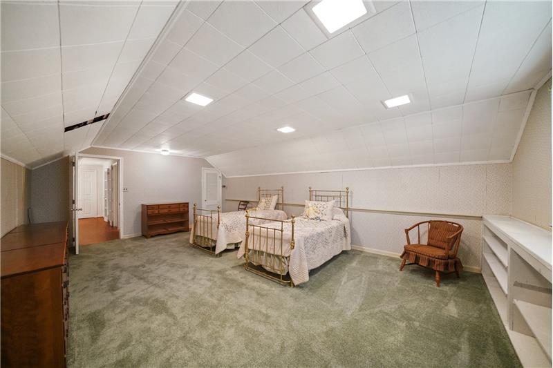 545 Richards Road Bedroom 4