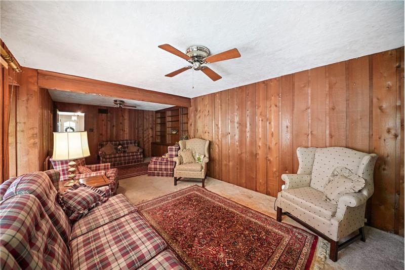 545 Richards Road Family Room