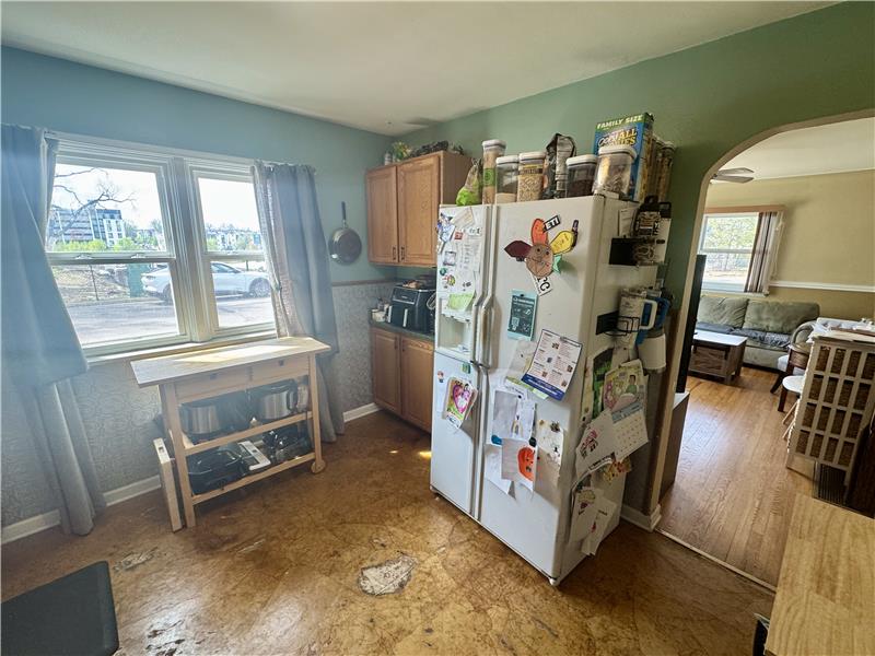 Reverse view of kitchen
