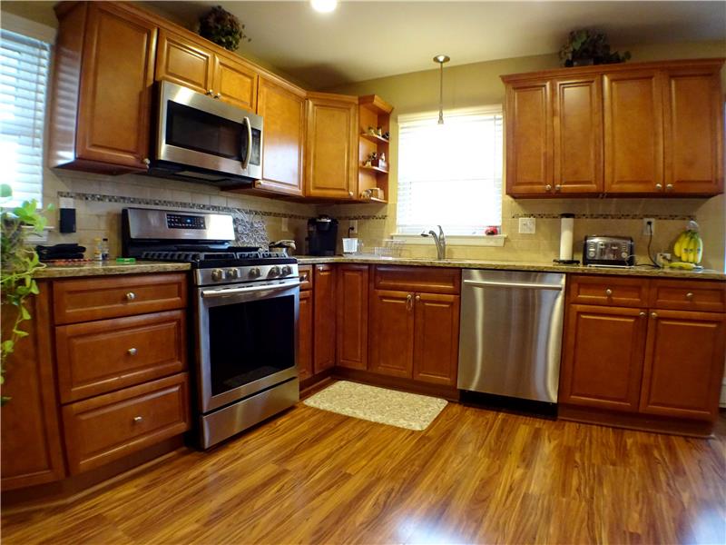 Granite and SS Kitchen