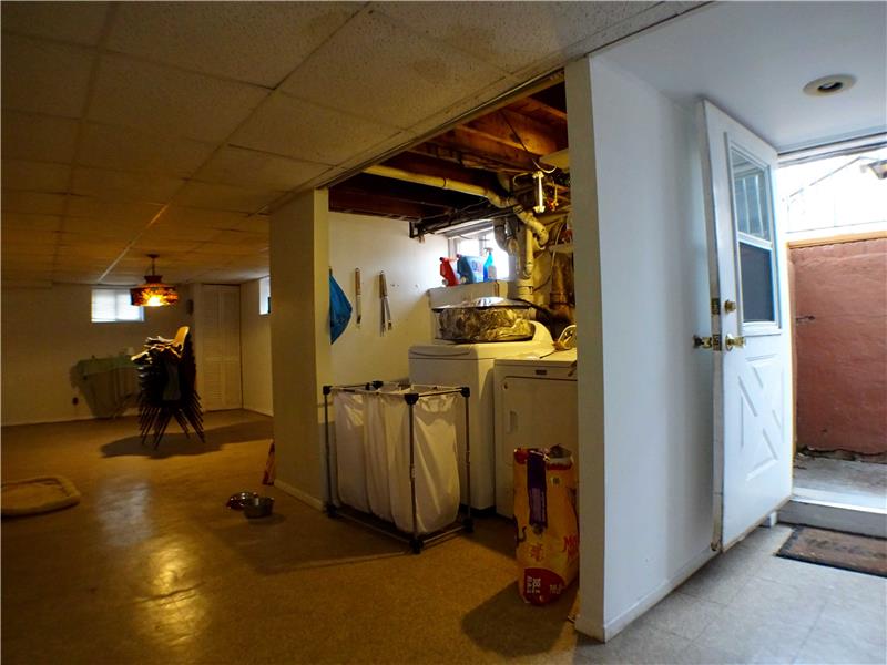 Separate Basement Entrance
