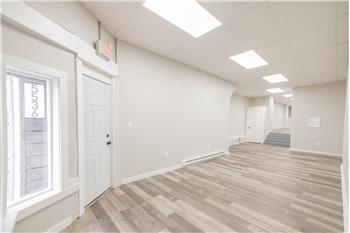 Primary listing photos for listing ID 581011