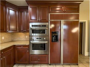 556 Saint Davids  - Kitchen