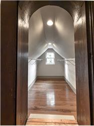 556 Saint Davids - Closet