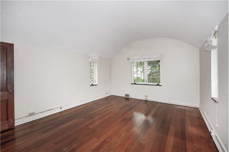 556 Saint Davids  - Bedroom