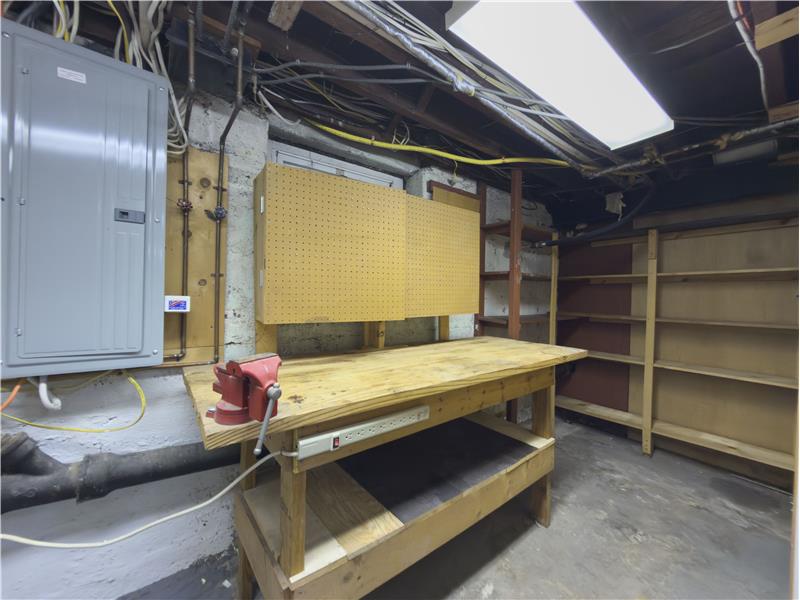 556 Saint Davids  - Workspace