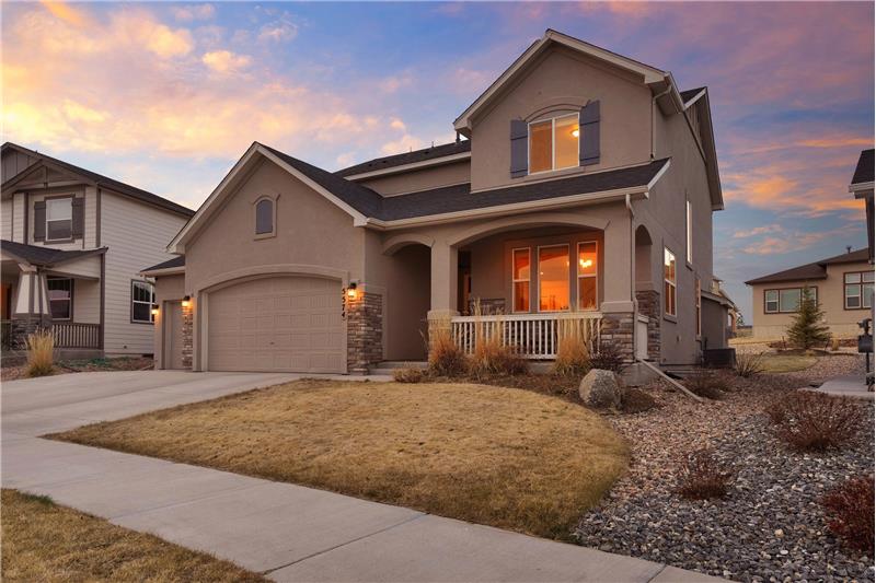 Impressive 6 BR, 3.5 Bath, 2-Story Home in Wolf Ranch