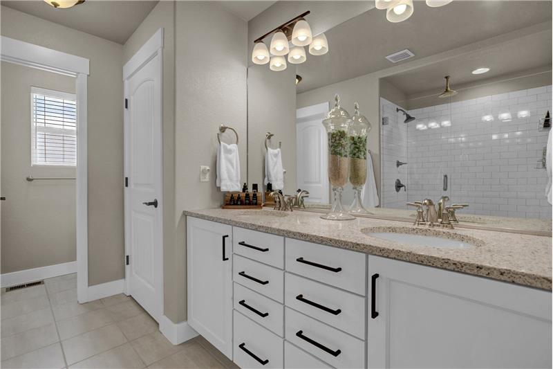 Master Bathroom with Dual Sink Vanity & Quartz Countertops