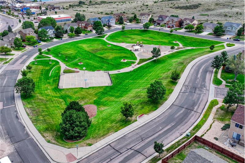 Walking distance to Jack Templeton Park