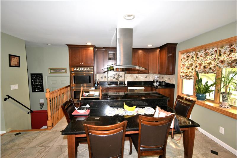 
                            Property Image 5