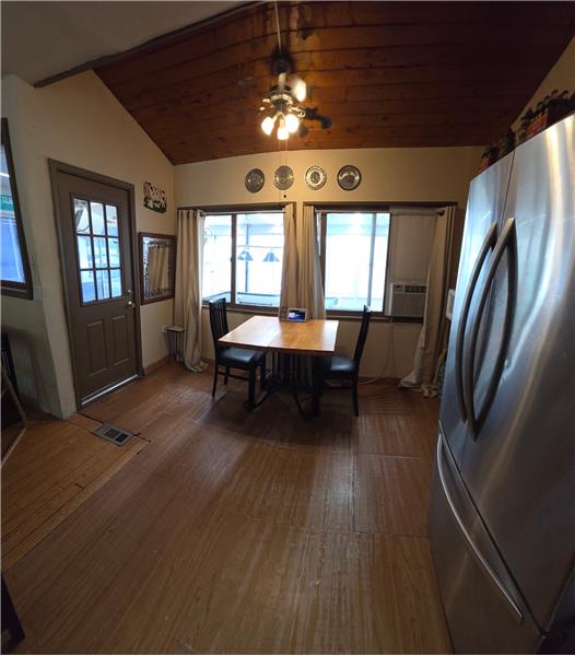 Dining Area off Kitchen.