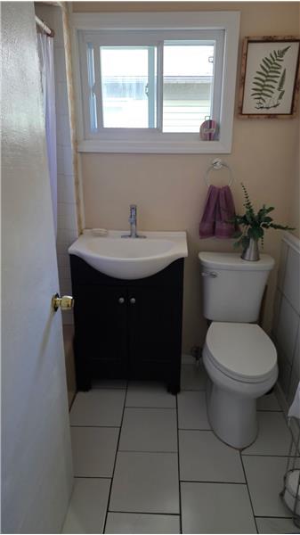 Second Fl. Bathroom