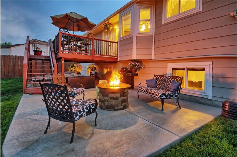 Sunset views of the backyard patio and deck
