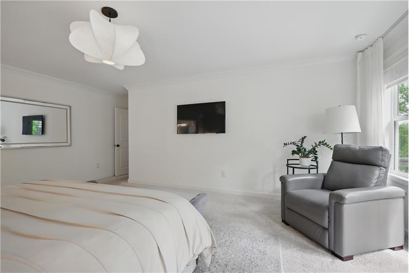 Oversized primary suite