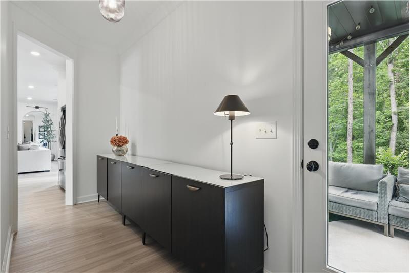 Mud Room leading to screened patio