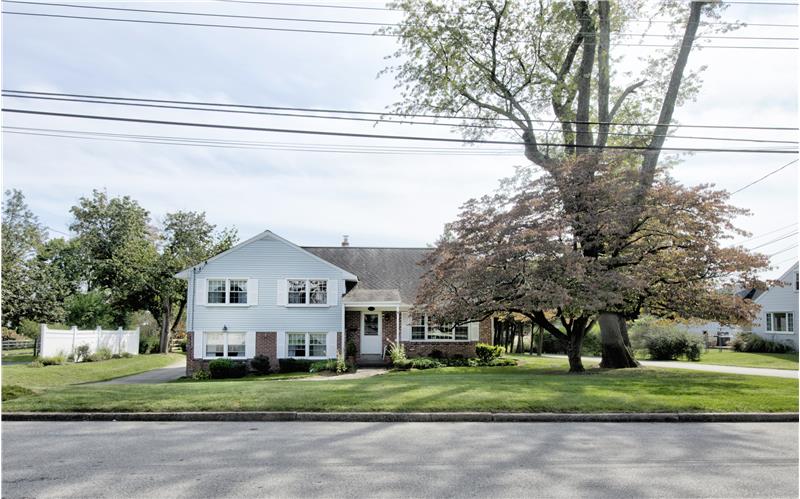 576 Kromer Avenue, Berwyn, PA 19312