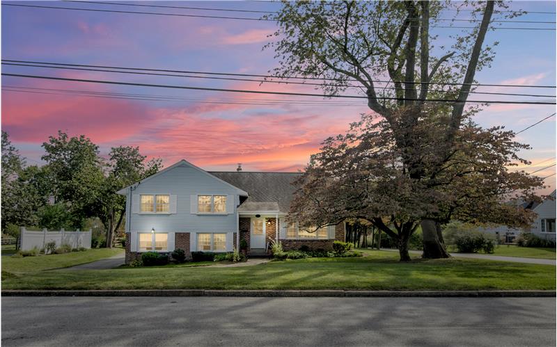 576 Kromer Avenue, Berwyn, PA 19312