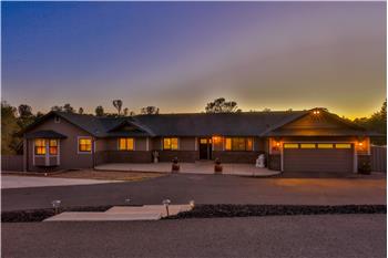 Primary listing photos for listing ID 522969