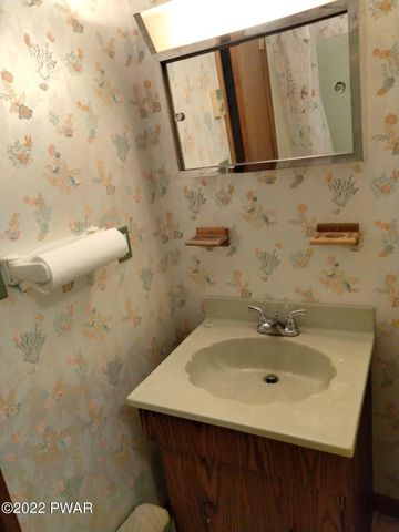 Main Floor Bathroom