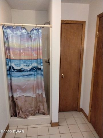 Upper Level Bathroom