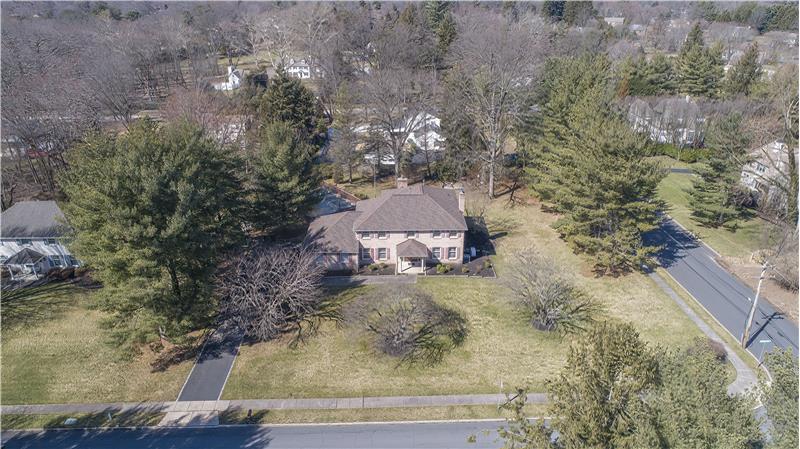 601 Country Club Drive Aerial View