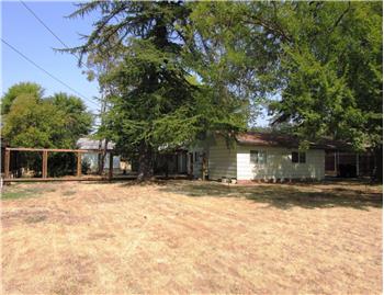 Primary listing photos for listing ID 524644