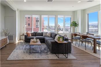 Primary listing photos for listing ID 631160