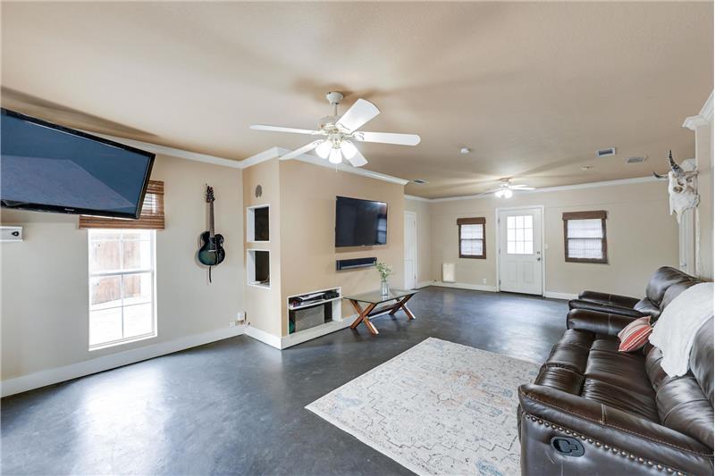 There is plenty of space to enjoy this!