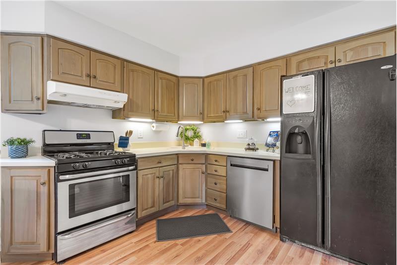 Kitchen with all appliances included
