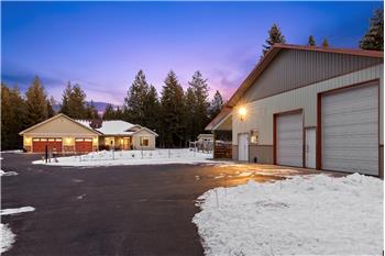 611 Cardinal Ln, Spirit Lake, ID