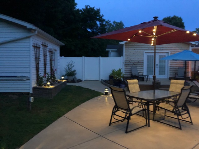 DINE BY THE POOL