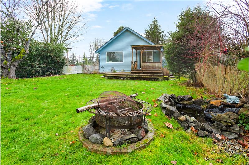 Firepit and pond.