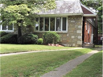 Primary listing photos for listing ID 588040