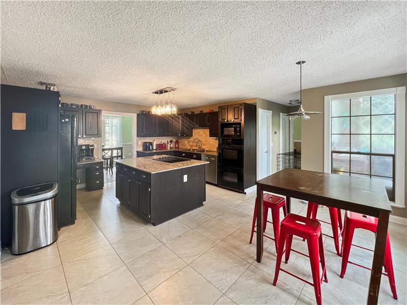 Spacious Kitchen