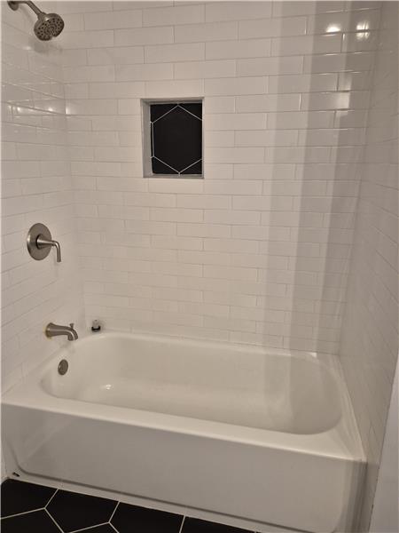 Shower/tub combo