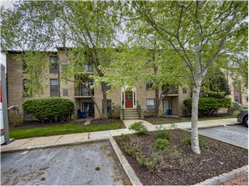 631 Washington Place - Exterior building view