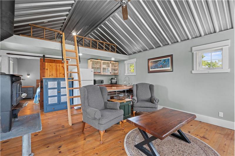
                            Property Image 43